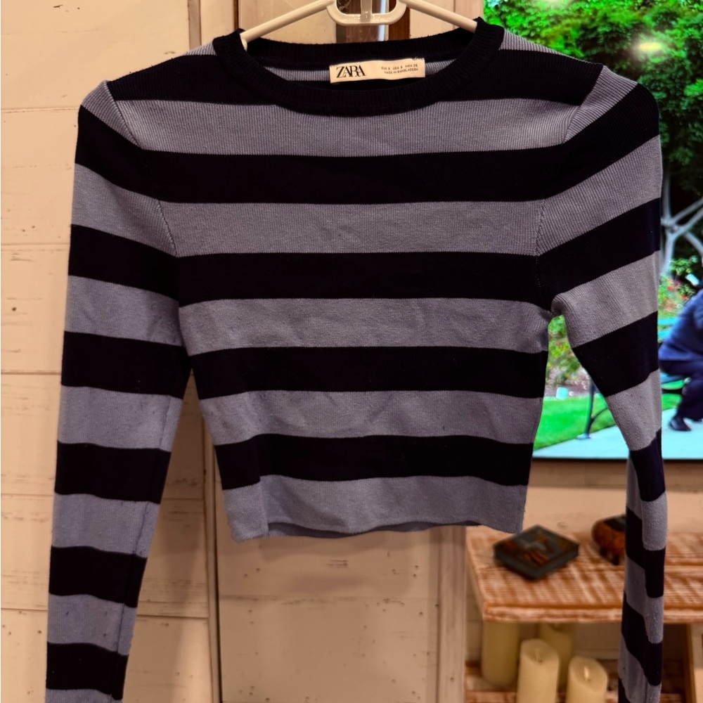 Zara Women's Long Sleeve Black and Blue Striped Top